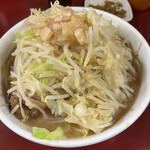 ラーメン二郎 - ラーメン少な目 &ヤサイ &脂 &ニンニク❗️