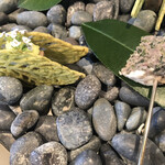 voila - アミューズ
      銀の鴨　空豆　南部羊　蕗の薹