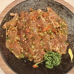 火鳳祥鮮貨火鍋 - 二種唐辛子の薬膳牛肉