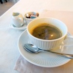 アルチザン・パティシエ・イタバシ - エスプレッソのアメリカン。　430円