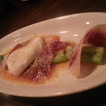 アスパラガスとポーチドエッグにハモンイベリコの温菜