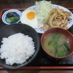 味処花しょく - 焼肉定食