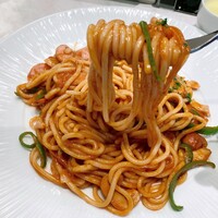 レストラン ケルン - 味わいの特徴でもあった鶏肉は激減、デミ・ケチャップ・バターの重奏感も無くなっとる・・