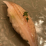 木挽町 とも樹 - シロギスの真昆布〆です