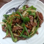 龍盛菜館 - ピーマンと牛肉の炒め