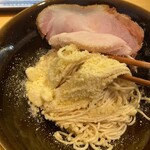 拉麺 成 - 