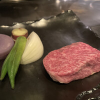 日本料理 鳥羽別邸 華暦 - 黒毛和牛ロースステーキ（調理前）