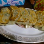 ほうきぼし+ - 自家製餃子\500