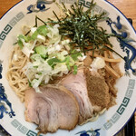 中華蕎麦 春馬 - 魚粉がイイねぇ〜