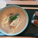 やいま村 - やいまそば,ポーク玉子おにぎり,八重山そば,やいま村新石垣空港(沖縄県石垣市)食彩品館.jp撮影