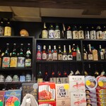 Sakedokoro unzen - 17時より開店 併設している 缶詰バー