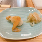 鮨 波やし - あまり聞いたことない貝。好きな味だった。