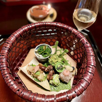 青蓮院門跡前 月おか - 