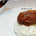 BRICK - 和牛ほほ煮込みカレー
      数量限定