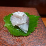 鮨匠 のむら - 平政(鹿児島県開聞岳沖産、2kg)背身&腹身