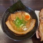 ラーメン いっとうや - かさね醤油830円