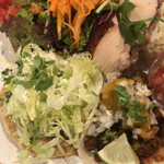 ロティー チキン アンド ジャッキー タコス - 