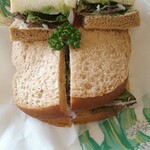 ５５カフェ - たっぷり野菜のサンドイッチ