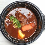 たん家 しん - トマトやワインが利いた、本格的なデミグラスソース