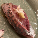 木挽町 とも樹 - 鯵です。おろし生姜と白ネギをトッピング