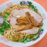 朱華楼 - ラーメン来ました〜♪