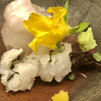 まる富 - 造り　平目、炙り鱧