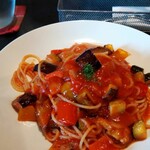 コキーユ - 夏野菜のトマトソーススパ