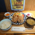 HACCHIME - 特製から揚げ定食(5個・ご飯お代わりOK)800円