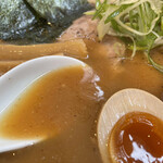 Niboshi Ramen Ikkyuu - 動物系白湯と煮干し