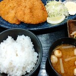 とっと めしや - アジフライ定食 大きなアジが二枚！