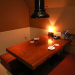 和牛炭火焼肉 よつば亭 - 3階半個室