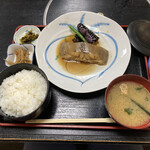 182953967 - 煮魚定食