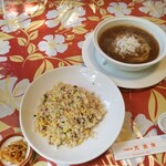 ふうまんちゅう - 蟹入り炒飯とフカヒレ麺。