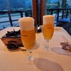 嵐野亭 - ドリンク写真:桂川を眺めながら生ビール