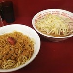ラーメン二郎 - 小ラーメン+お茶漬け麺+ヤサイ+ニンニク(130406)