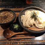 山元麺蔵 - 香味油の牛と土ゴボウつけ麺