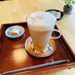 うつわカフェ 茶箪笥 - アイスカフェオレ ¥792  とても大きい