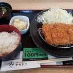 Tegiri Ro-Su Kachi Katsu - 特ロースカツ定食　1,100円税込