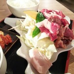 Sumibi Yakiniku Tanukikouji Yamagoya - 極み漬込ジンギスカンセット1000円