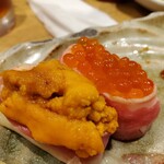 Gyuu Sushi No Gyuumi Kura - イクラウニ牛寿司