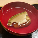 道人 - 山口産煮鮑と焼き大阪茄子　お椀