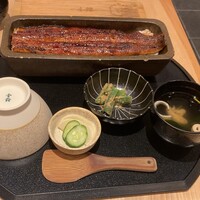 うなぎ四代目菊川 東京駅黒塀横丁店 - 蒲焼き一本重、5,180円