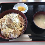 定山渓温泉 湯の花 - かつ丼 850円