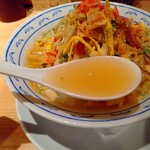 横濱 一品香 - 「五目たんめん冷製仕立て」スープ