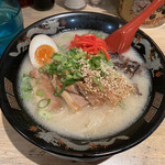 豚骨ラーメン 銀水 - プレミアム銀水ラーメン