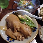 なんくる食堂 - てびちのおでん