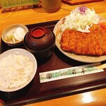 とんかつ竹亭 - 上とんかつ定食1,100円