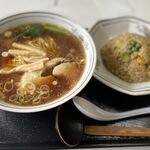 三喜食堂 - ラーメン＆半チャーハン　970円