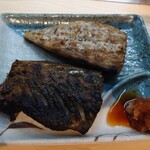 Binchousumi Bi Horumon Yaki Shichirin - さば塩焼き418円