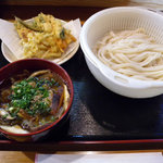 陣屋 - シタケ汁うどん(600円)&野菜天ぷら(200円)_2009-07-11